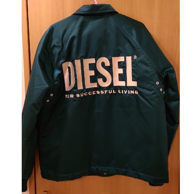 DIESEL(ディーゼル)のDIESELディーゼルビッグロゴナイロンブルゾン メンズのジャケット/アウター(ナイロンジャケット)の商品写真