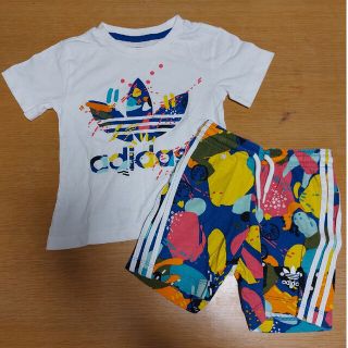 アディダス(adidas)のadidas　上下セット(Tシャツ/カットソー)