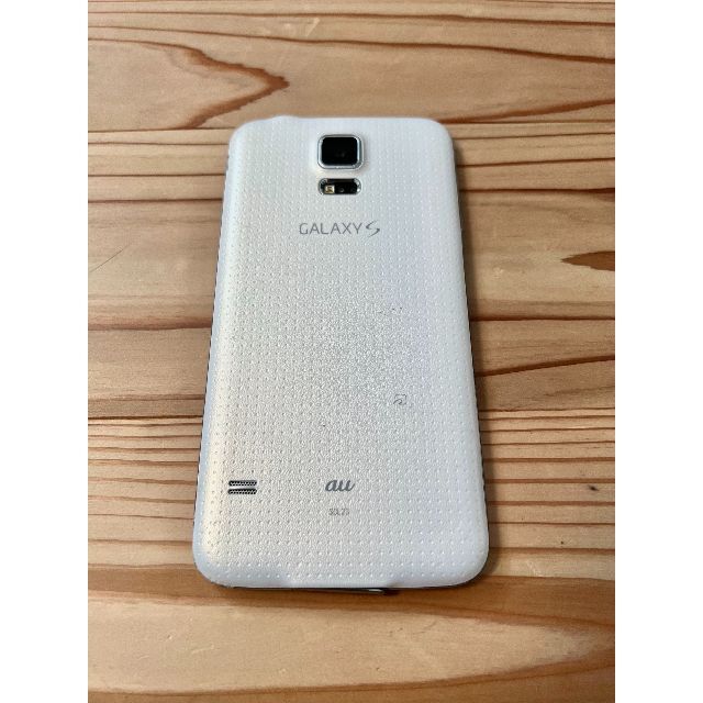 Galaxy(ギャラクシー)の【中古】GALAXY S5（SCL23） 赤ロム スマホ/家電/カメラのスマートフォン/携帯電話(スマートフォン本体)の商品写真