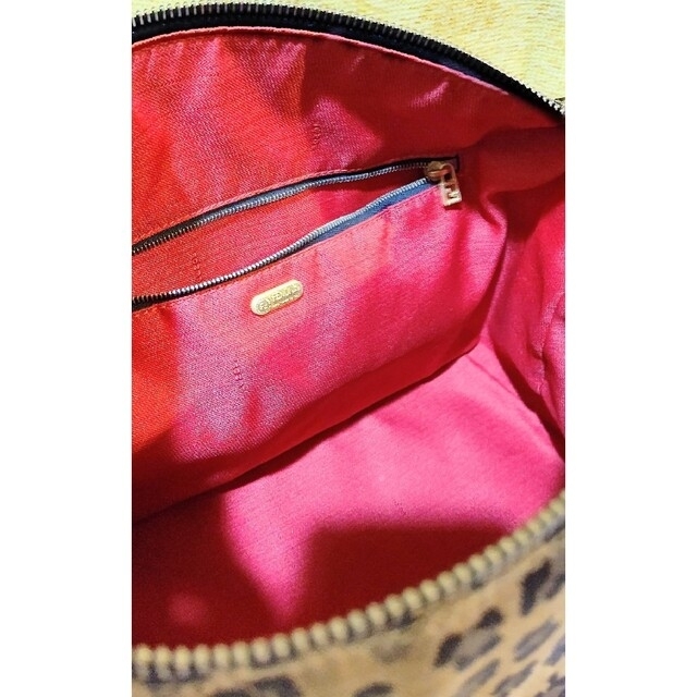 ヴィンテージ FENDI フェンディ レオパード 鍵穴金具&Keyクロシェット