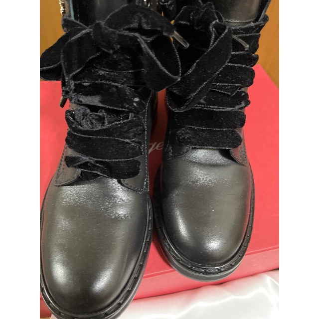 ROGER VIVIER - ロジェヴィヴィエ ブーツ 37 ショート フラット