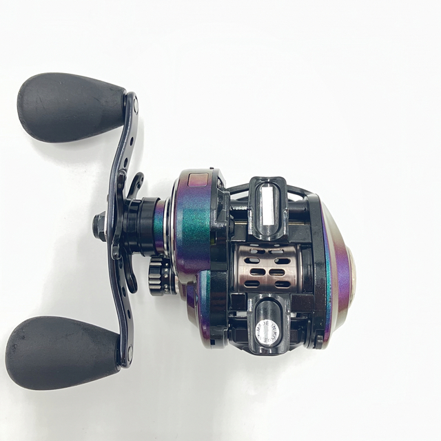 AbuGarcia - アブガルシア レボ ウルトラキャスト bf8 右ハンドルの