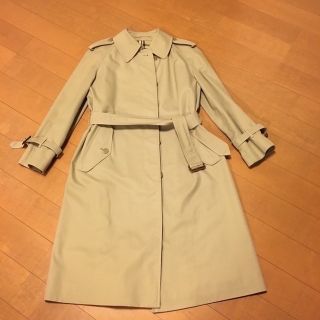 バーバリー(BURBERRY)のBurberryトレンチコート(トレンチコート)