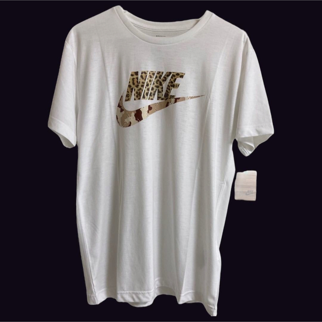 新品 NIKE atmos CAMO Tシャツ L 白 ナイキ アトモス メンズのトップス(Tシャツ/カットソー(半袖/袖なし))の商品写真