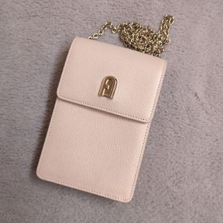 フルラ(Furla)のFURLA スマホショルダー(ハンドバッグ)