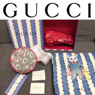 Gucci - 【新品】GUCCI × ヒグチユウコ コラボ ウエストポーチ 丸型の