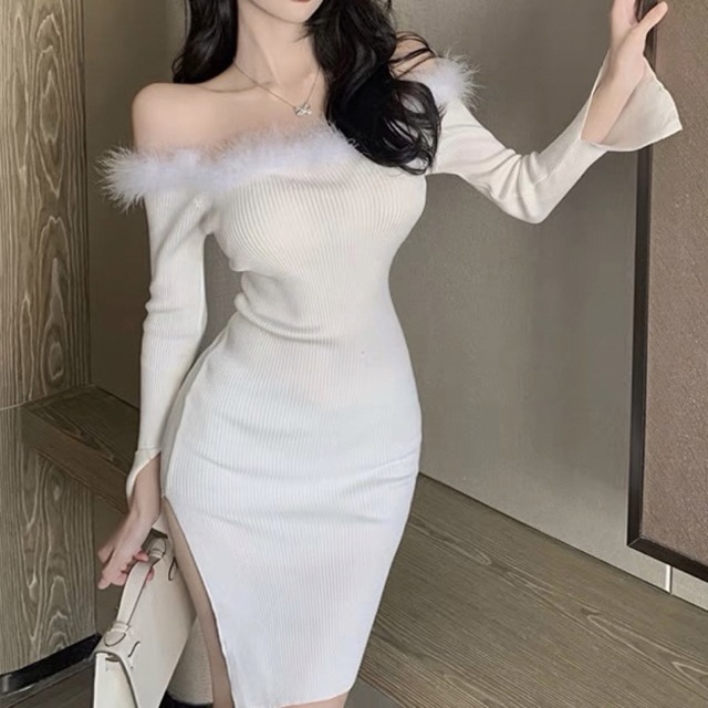 【新品・未使用】韓国ファッション　オフショルファーワンピース　ホワイト