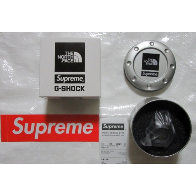 Supreme(シュプリーム)のSupreme × The North Face G-SHOCK Watch  メンズの時計(腕時計(デジタル))の商品写真