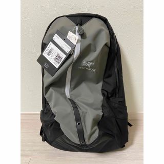 ARC'TERYX - 【BEAMS別注】アークテリクス ARRO 22 ReBIRD グレーの ...