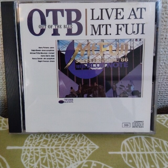 ＯＴＢ LIVE　AT　MT .FUJI エンタメ/ホビーのCD(ジャズ)の商品写真