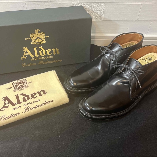 Alden(オールデン)のタイムセール早い者勝ち‼️試着程度　極美品　オールデン1340 チャッカブーツ メンズの靴/シューズ(ドレス/ビジネス)の商品写真