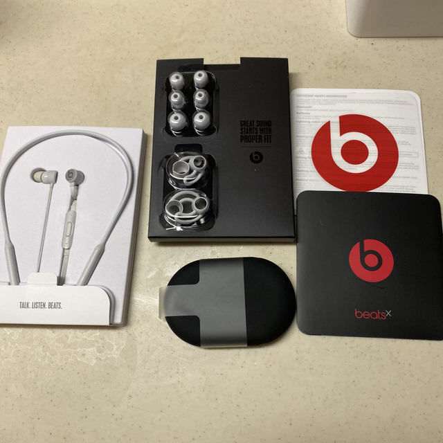 新品　BeatsX ワイヤレスイヤホン beats by dr.dre