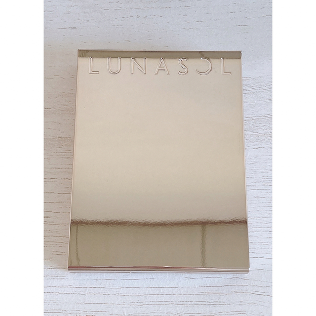 LUNASOL(ルナソル)のLUNASOLアイカラーレーション コスメ/美容のベースメイク/化粧品(アイシャドウ)の商品写真