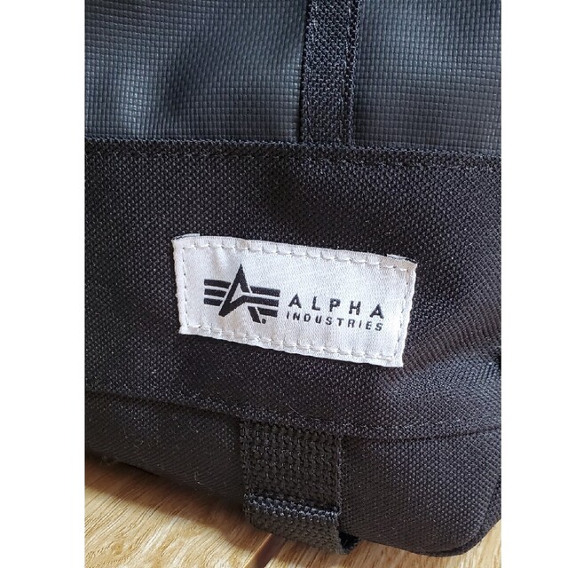 ALPHA INDUSTRIES(アルファインダストリーズ)のALPHA INDUSTRIES スクエアリュック メンズのバッグ(バッグパック/リュック)の商品写真