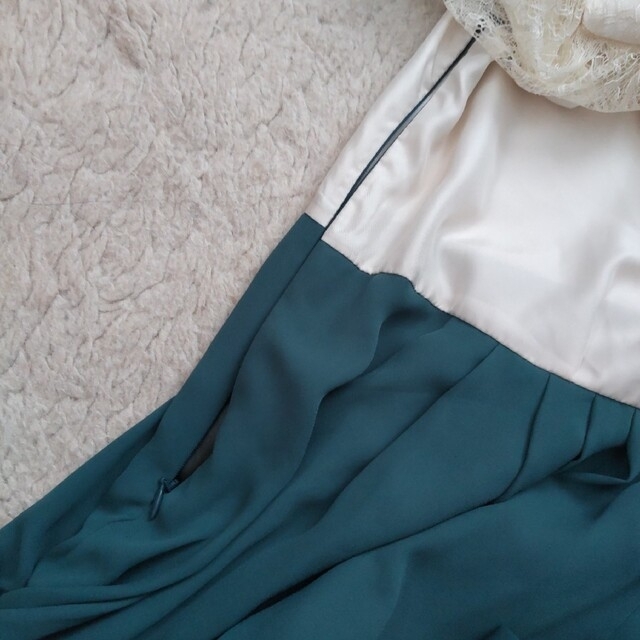 Soareak(ソアリーク)のワンピースドレス ソアリーク レディースのフォーマル/ドレス(ミディアムドレス)の商品写真