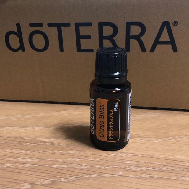 doTERRA(ドテラ)の【新品未開封】doTERRA シトラスブリス 15ml 特典あり♪ コスメ/美容のリラクゼーション(エッセンシャルオイル（精油）)の商品写真