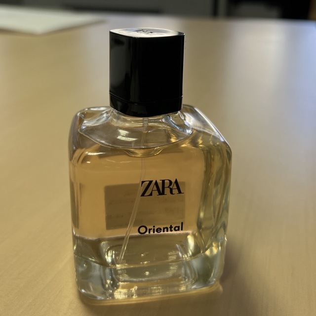 ZARA(ザラ)のZARA オリエンタル　オードトワレ　100ml コスメ/美容の香水(香水(女性用))の商品写真