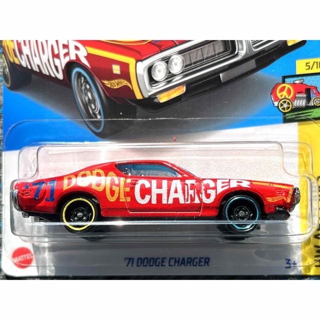 Chrysler(クライスラー)のホットウィール 1971 ダッジ チャージャー レッド アートカー エンタメ/ホビーのおもちゃ/ぬいぐるみ(ミニカー)の商品写真