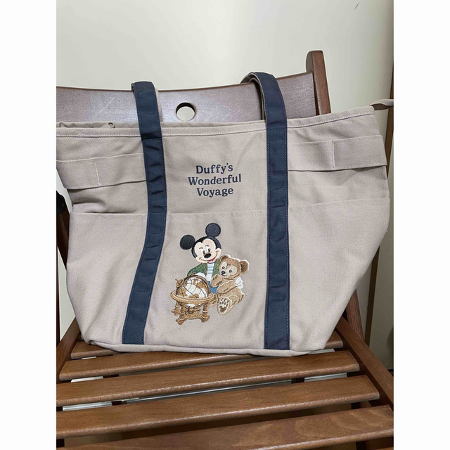 ダッフィー(ダッフィー)のディズニーミッキーとダッフィーの刺繍が入ったトートバック レディースのバッグ(トートバッグ)の商品写真