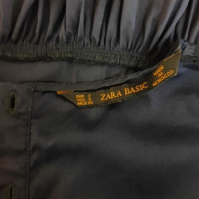 ZARA(ザラ)のZARA BASIC ザラベーシック ノースリーブブラウス  匿名配送 レディースのトップス(シャツ/ブラウス(半袖/袖なし))の商品写真