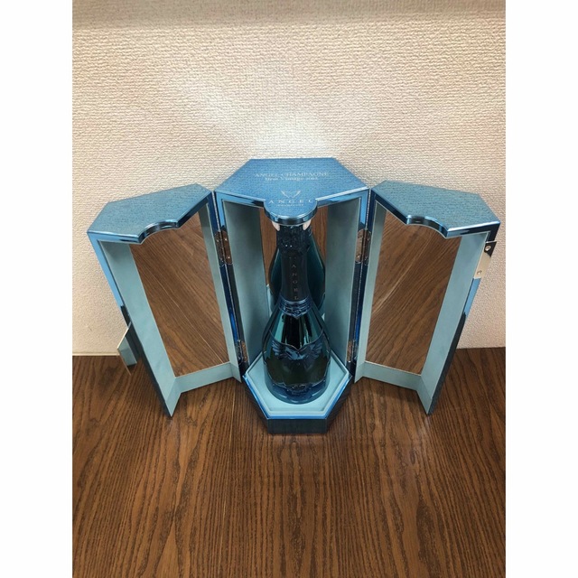 O-14 未開栓【エンジェル ヴィンテージ2005ブルー シャンパン750mL】 O-14 未開栓【エンジェル ヴィンテージ2005ブルー シャンパン750mL】