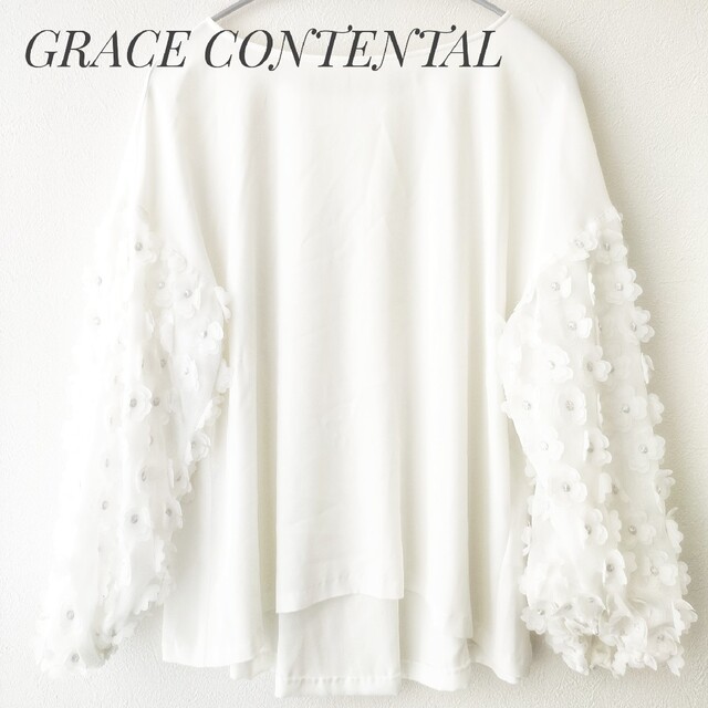 GRACE CONTINENTAL(グレースコンチネンタル)の【美品】Diagram　グレースコンチネンタル　袖フラワーシフォンブラウス　刺繍 レディースのトップス(シャツ/ブラウス(長袖/七分))の商品写真