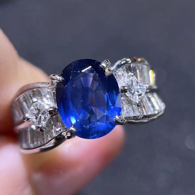 天然 ブルーサファイア ダイヤ リング2.3ct k18 ¥ダイヤモンド