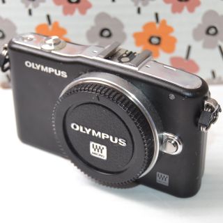 オリンパス(OLYMPUS)の❤️オリンパス PM1 カメラボディ ジャンク品❤️(ミラーレス一眼)