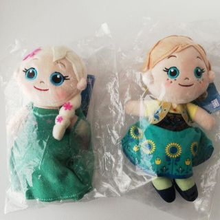 ディズニー(Disney)のディズニー　アナ雪　アナ　エルサ　ペア　マスコット　姉妹　絆　人形　ぬいぐるみ(ぬいぐるみ)