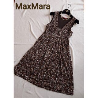 マックスマーラ(Max Mara)の極美品☆マックスマーラ MaxMaraノースリーブワンピース M 赤タグ 黒(ひざ丈ワンピース)