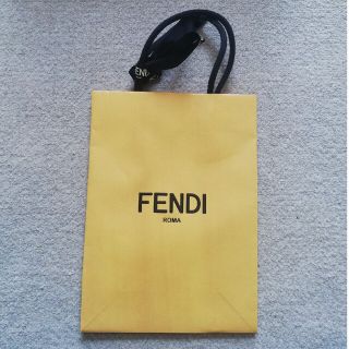 フェンディ(FENDI)のFENDI ペーパーバッグ　美品(その他)