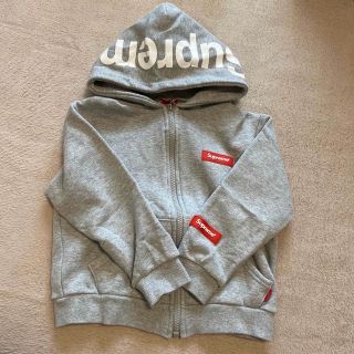 シュプリーム(Supreme)のゆぅ様専用☆Supreme☆キッズ☆フード付きパーカー☆(ジャケット/上着)