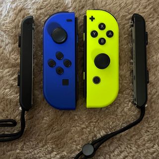 ニンテンドースイッチ(Nintendo Switch)の任天堂 Switch Joy-Con ブルー(L)／ネオンイエロー(R)(家庭用ゲーム機本体)