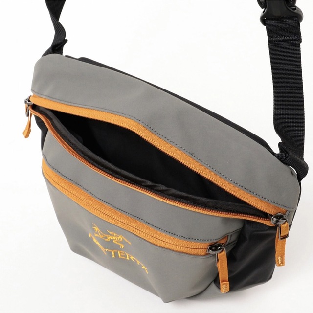 ARC'TERYX(アークテリクス)のARC’TERYX BEAMS 別注 ARRO ReBIRD Waistpack メンズのバッグ(ショルダーバッグ)の商品写真