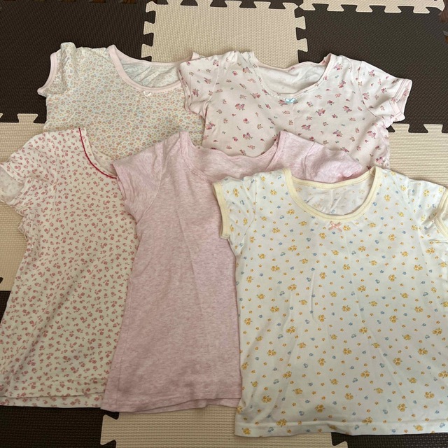 西松屋(ニシマツヤ)の半袖 キッズ/ベビー/マタニティのキッズ服女の子用(90cm~)(下着)の商品写真