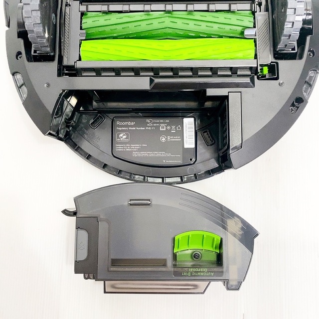 iRobot(アイロボット)の【極上品】ルンバ  j7+ ロボット掃除機 アイロボット roomba スマホ/家電/カメラの生活家電(掃除機)の商品写真