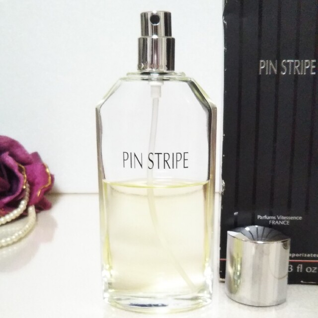 【PlN  STRlPE】ヴイッテセンス香水　100ml コスメ/美容の香水(ユニセックス)の商品写真