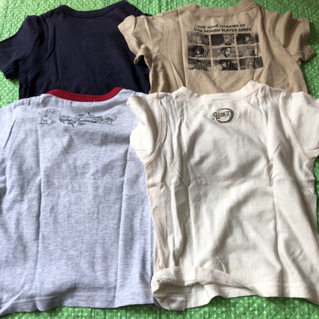 UNIQLO(ユニクロ)の【４点セット】サイズ95 100 男の子　半袖カットソー　Tシャツ キッズ/ベビー/マタニティのキッズ服男の子用(90cm~)(Tシャツ/カットソー)の商品写真