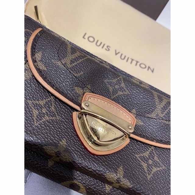 LOUIS VUITTON ルイヴィトン　モノグラム　ポルトフォイユアストリッド