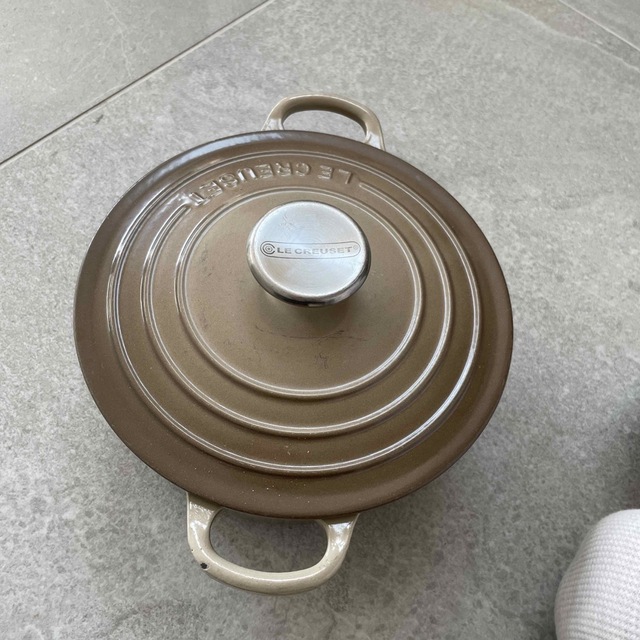 LE CREUSET(ルクルーゼ)のルクルーゼ　19センチ　鍋！ステンレス取って インテリア/住まい/日用品のキッチン/食器(鍋/フライパン)の商品写真