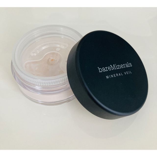 bareMinerals(ベアミネラル)のベアミネラル　ミネラルベール　イルミネーティング　フェイスパウダー　9g ツヤ  コスメ/美容のベースメイク/化粧品(フェイスパウダー)の商品写真