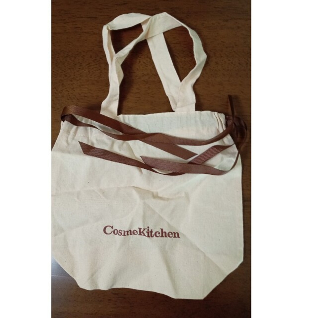 Cosme Kitchen(コスメキッチン)のコスメキッチン　巾着袋 レディースのファッション小物(ポーチ)の商品写真