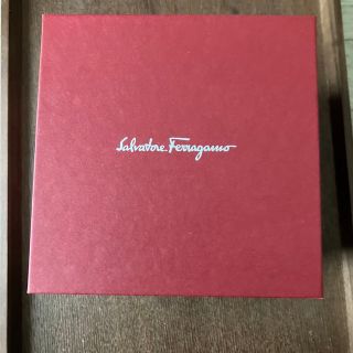 サルヴァトーレフェラガモ(Salvatore Ferragamo)のフェラガモ　ギフトBOX(ラッピング/包装)