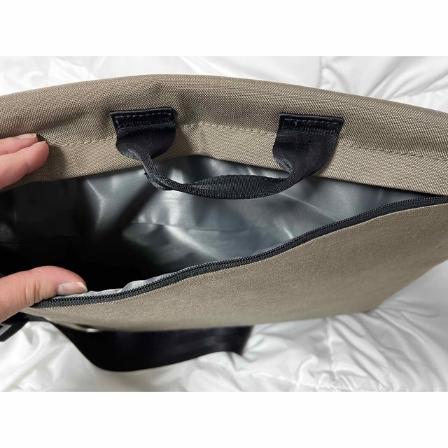 CHROME(クローム)のCHROME メッセンジャーバック両肩対応 メンズのバッグ(メッセンジャーバッグ)の商品写真