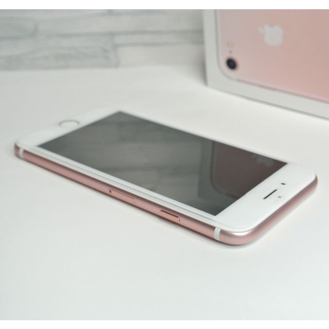 iPhone(アイフォーン)の美品フルセット iPhone7 SIMフリー バッテリー良好 32GB　ローズ スマホ/家電/カメラのスマートフォン/携帯電話(スマートフォン本体)の商品写真
