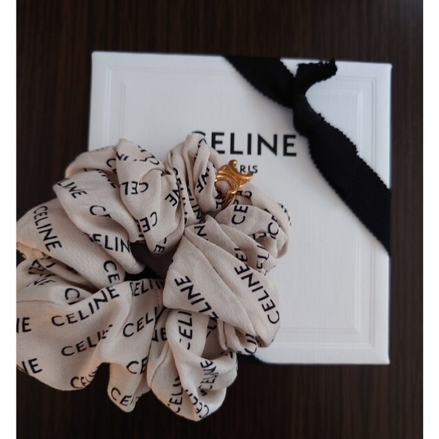 celine(セリーヌ)のCELINE　シュシュ レディースのヘアアクセサリー(ヘアゴム/シュシュ)の商品写真