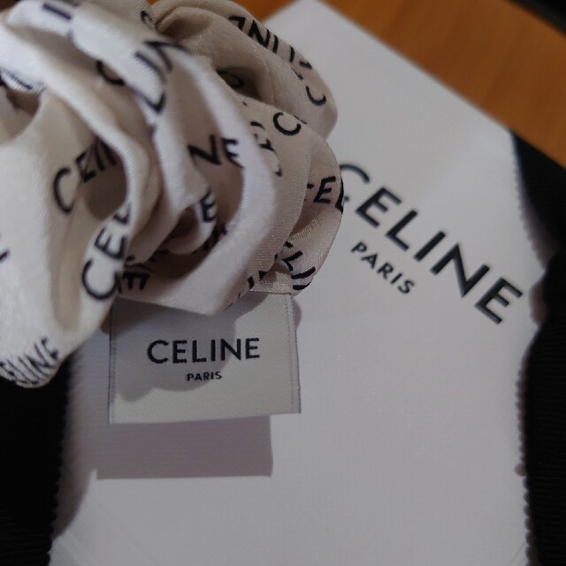 celine(セリーヌ)のCELINE　シュシュ レディースのヘアアクセサリー(ヘアゴム/シュシュ)の商品写真