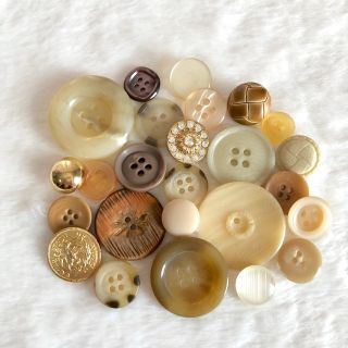アンティークボタン ベージュ系セット(各種パーツ)