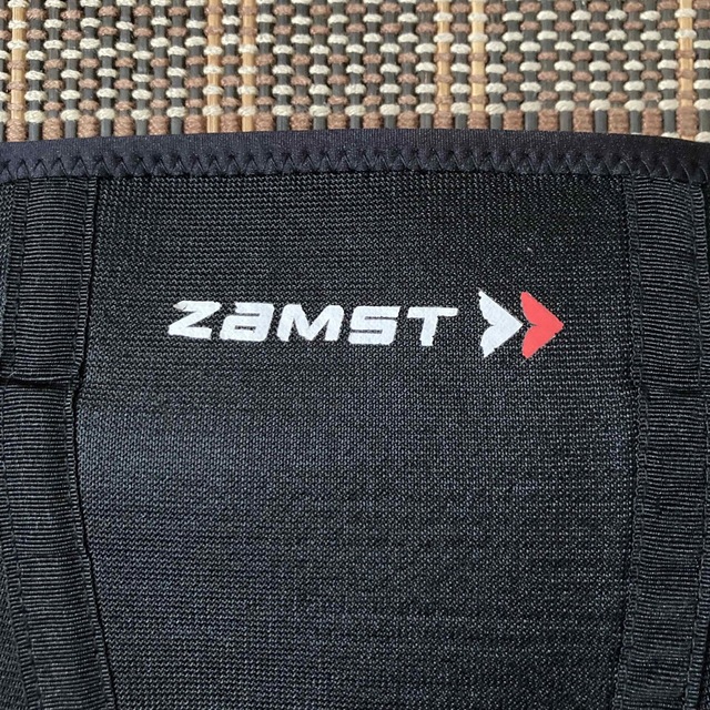 ZAMST(ザムスト)のザムスト 腰サポーター  ZW-3 Mサイズ　ZAMST  スポーツ/アウトドアのトレーニング/エクササイズ(トレーニング用品)の商品写真