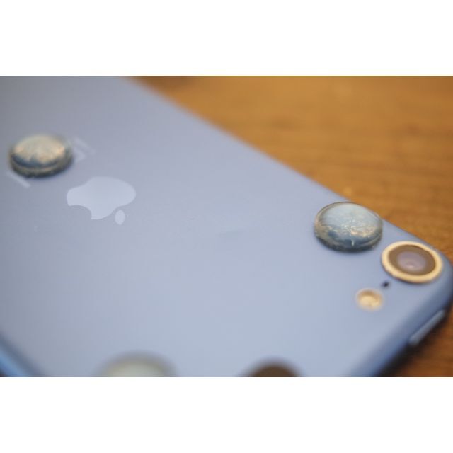 Apple(アップル)のipod touch 6th 128GB スマホ/家電/カメラのスマートフォン/携帯電話(スマートフォン本体)の商品写真